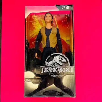 Barbie Signature Jurassic World Owen