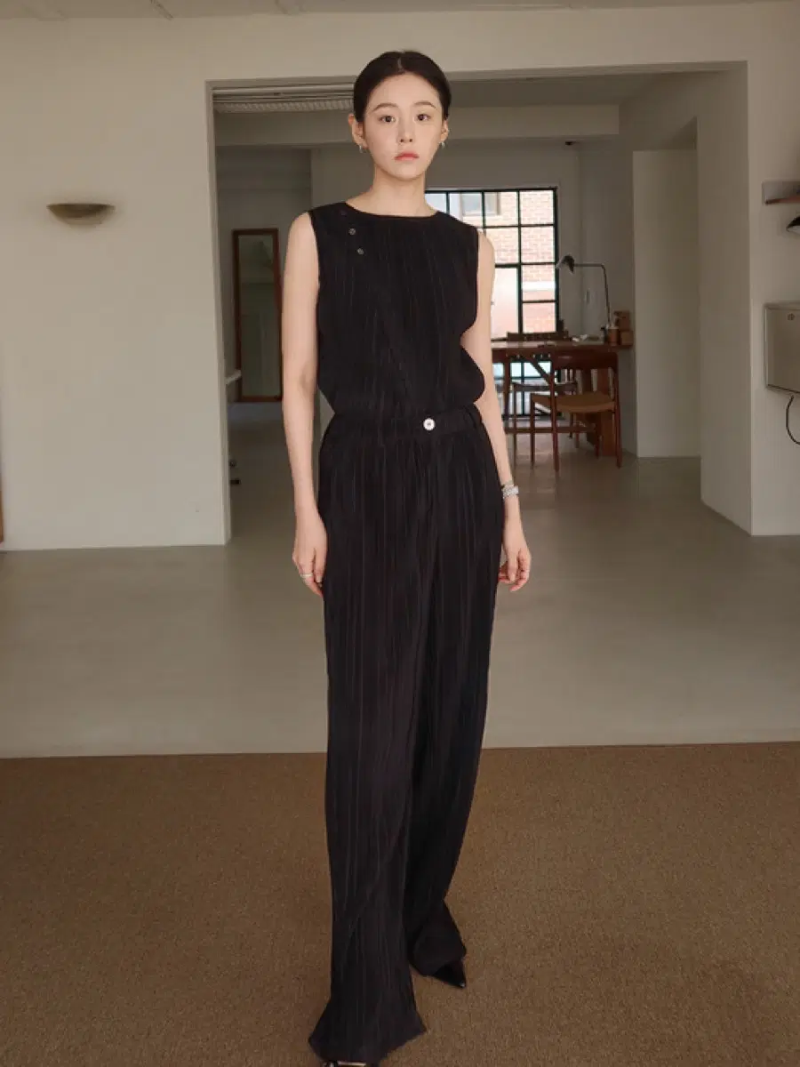 쥬시쥬디 26SS 플리츠 와이드 팬츠