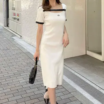 로얄 파티 인조 가죽 스트라이프 니트 타이 트 원피스