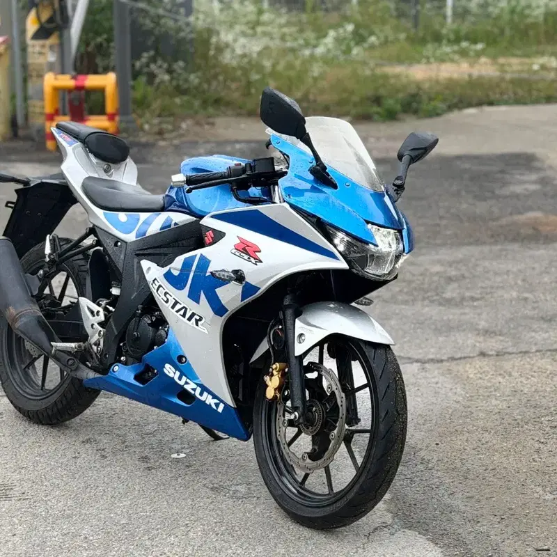 스즈키 gsxr125 21년식 3만km 한정판 스페셜카울 차량 판매합니다