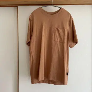 Patagonia 포켓 T셔츠 S 사이즈 브라운