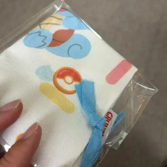 올리브영 포켓몬 크런틴 파우치 미개봉 새상품(꼬부기) 판매