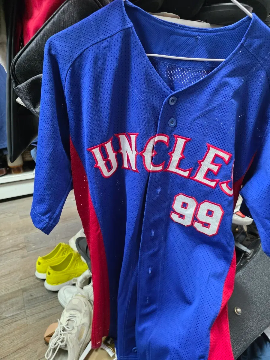 UNCLES 야구 유니폼 99번. 95정도