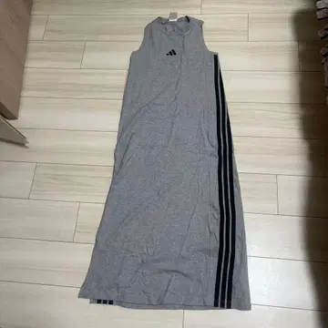adidas 슬리브리스 원피스 그레이 M