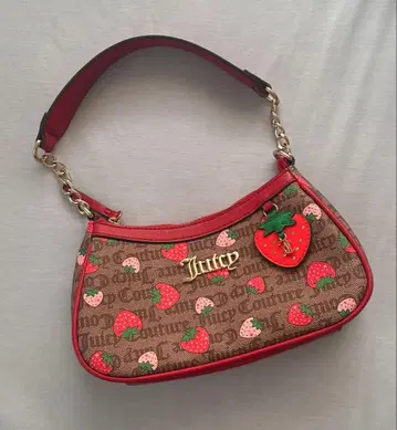 Juicy Couture 스트로베리 패턴 숄더백