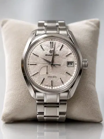 그랜드세이코 헤리티지 컬렉션 SBGA443 SEIKO 하나이카다
