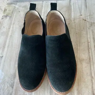 Clarks 여성용 슬립온 블랙 스웨이드