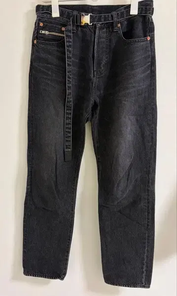 sacai 스트레이트 데님