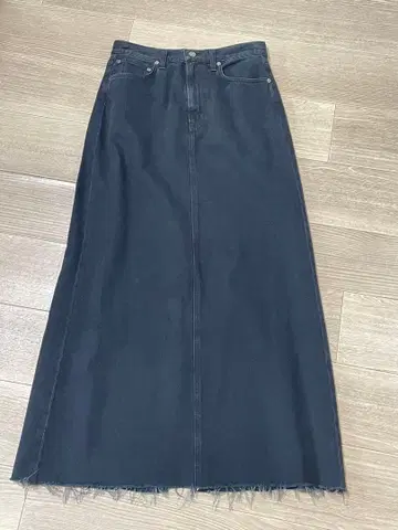 가격 인하 중 [ 미사용 새상품 ] AGOLDE/에이골드힐라 SKIRT