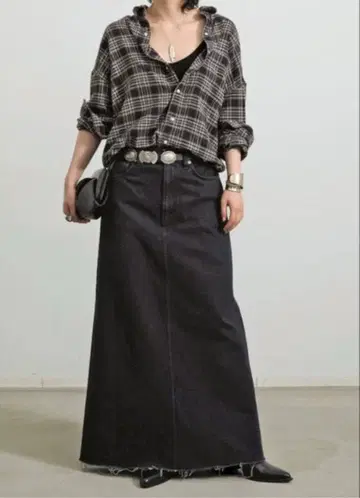 가격 인하 중 [ 미사용 새상품 ] AGOLDE/에이골드힐라 SKIRT