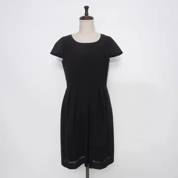 UNTITLED 격자 무늬 턱 시어 원피스 블랙 사이즈 2*OD868