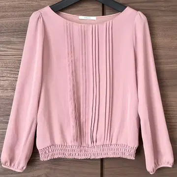 ANAYI 핀턱 쉬폰 블라우스