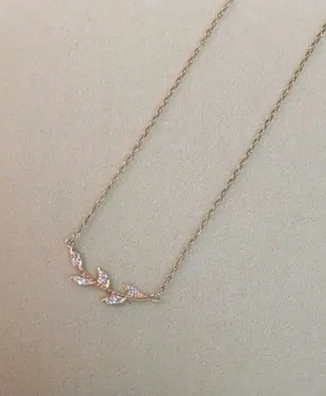 agete k10 0.03ct 다이아 목걸이 월계수 로럴