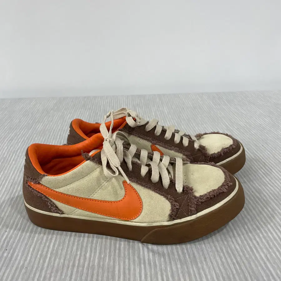 984) 나이키 덩크 로우 프레이드 운동화 245mm