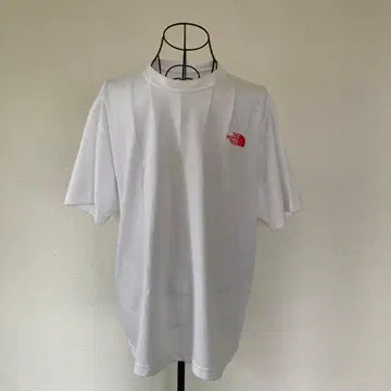 THE NORTH FACE 반다나 패턴 티셔츠 화이트