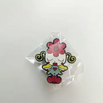 [ 최종 가격 인하 ] 해피 베리 핀 배지 야자와 아이 가챠