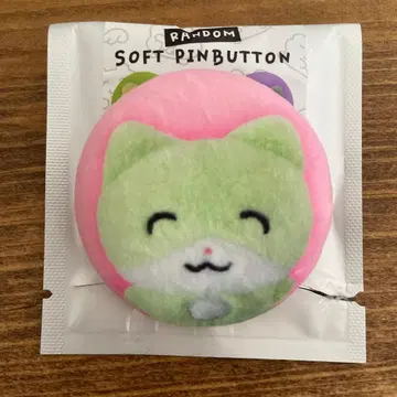 heeheeclub RANDOM SOFT PINBUTTON 캔뱃지
