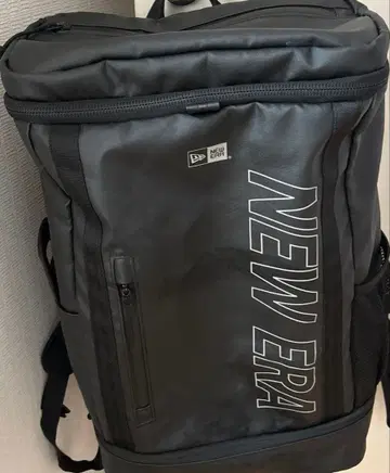 NEW ERA 박스 팩 32L 럭색