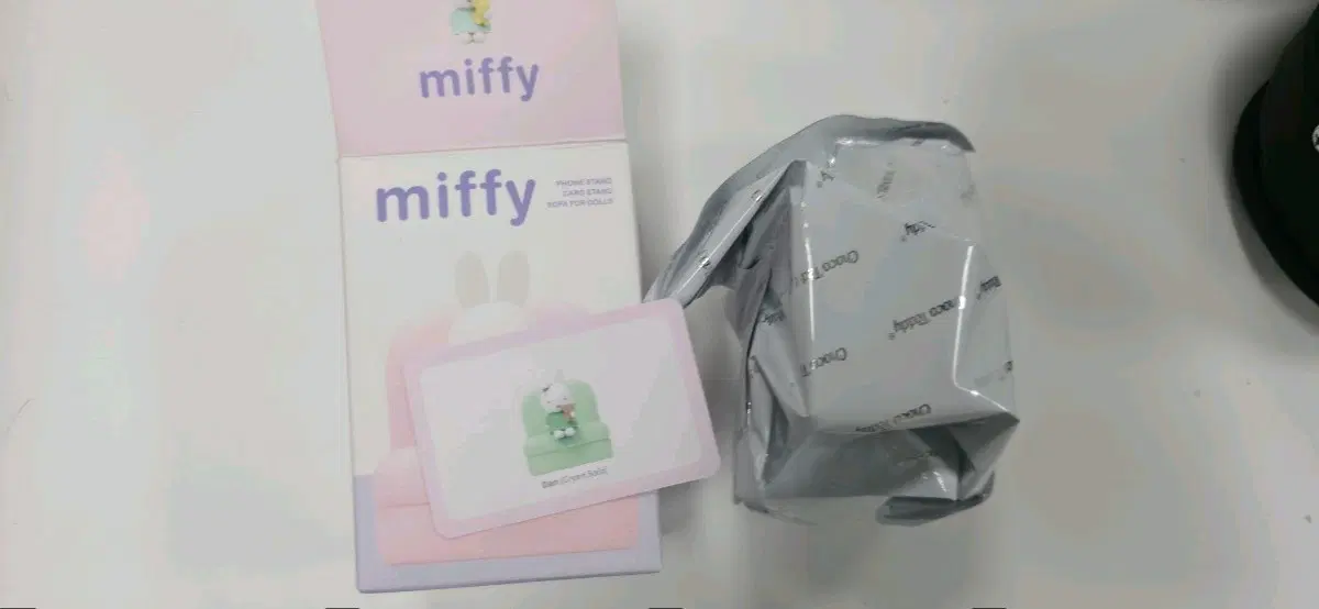 미피 폰스탠딩 쇼파 피규어 판매합니다