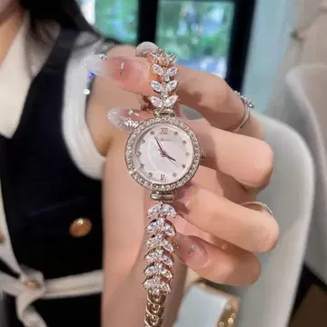 여성용 손목시계 팔찌 워치 핑크 골드 큐빅