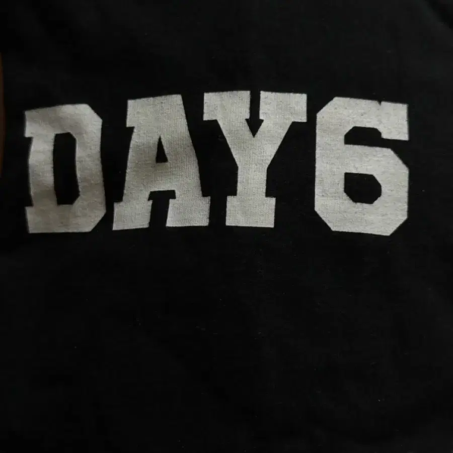 Day6 Forever Young T-shirt sealed | Bunjang Global