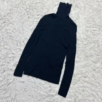 [ c7128 ] UNIQLO 메리노 리브 터틀넥 스웨터 긴팔 네이비