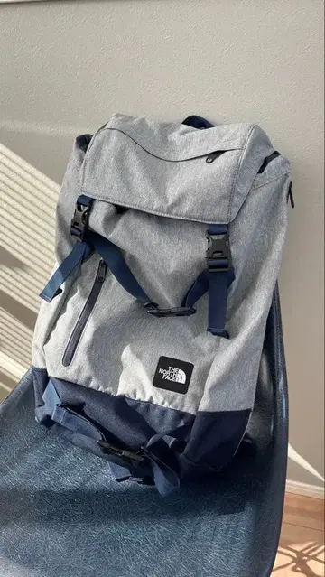 [ SALE ] 더 노스페이스 백팩 그레이 네이비