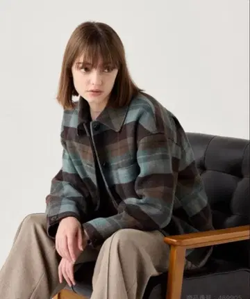 UNIQLO 오버 사이즈 숏 자켓 XL