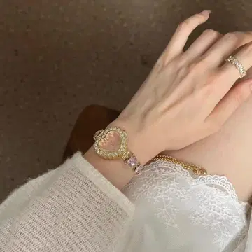 여성용 손목시계 하트워치 팔찌워치 하트 크리스탈