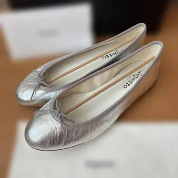 [ 새상품 ] Repetto 발레 슈즈 실버 38