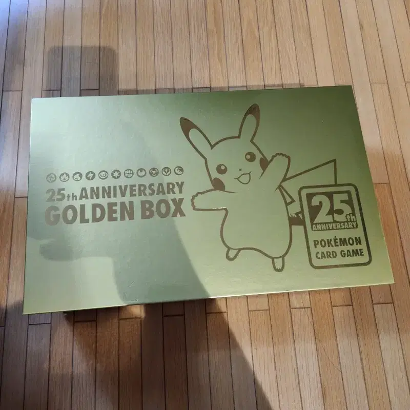포켓몬스터 일판 25주년 골든 박스( 카드팩 제외)