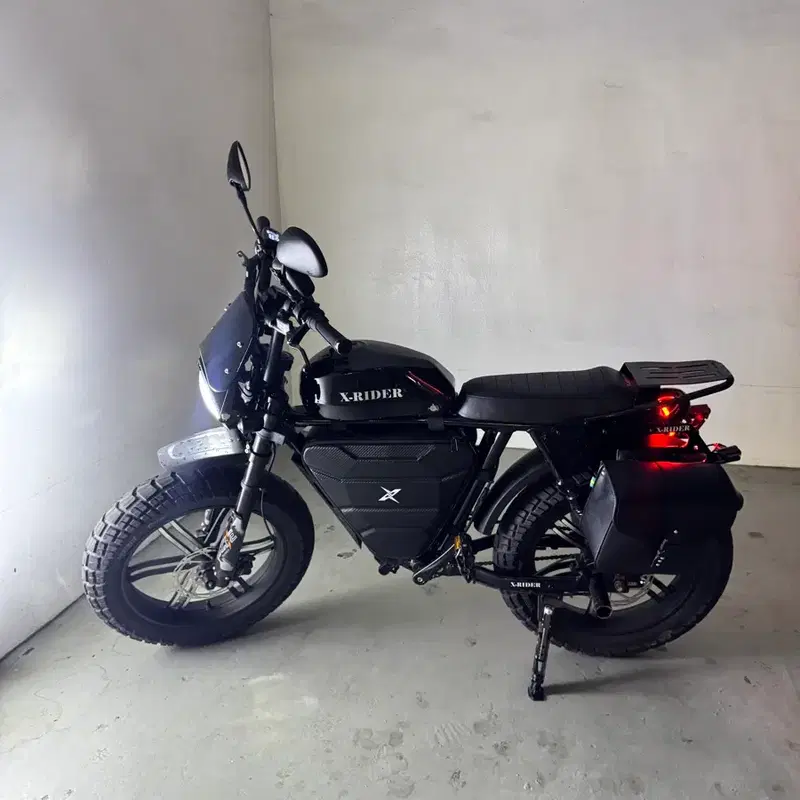 풀옵션 엑스라이더 X200프로 총 400km주행 상태S급 (맥스 터보 급