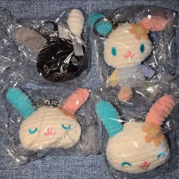 산리오 우사하나 봉제인형 키링 4종 컴프
