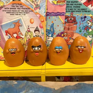 맥도날드 너겟 버디즈 나체 할로윈