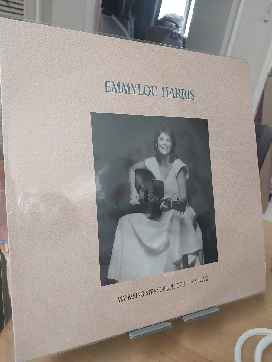 EMMYLOU HARRIS 에밀루 해리스