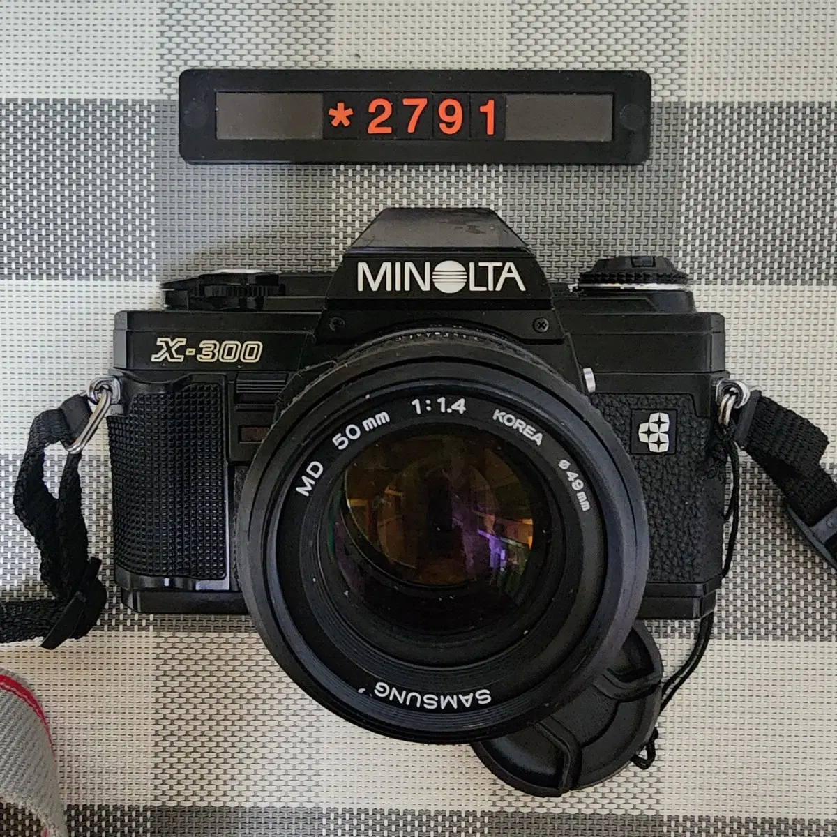 미놀타 X-300 필름카메라 1.4 단렌즈 블랙바디