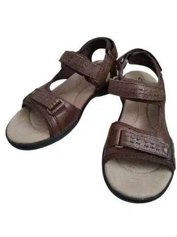 Clarks 여성용 컴포트 샌들 브라운