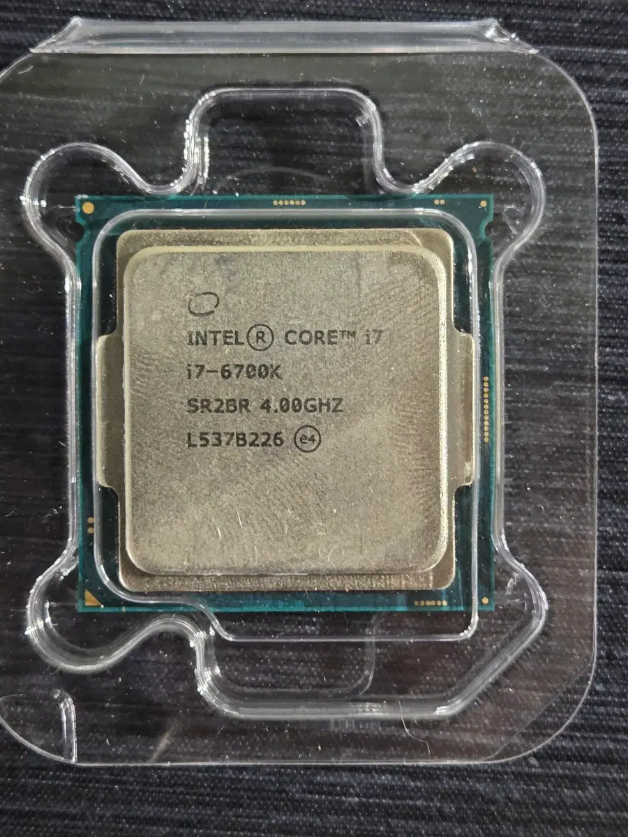 인텔 코어 i7 6700K CPU