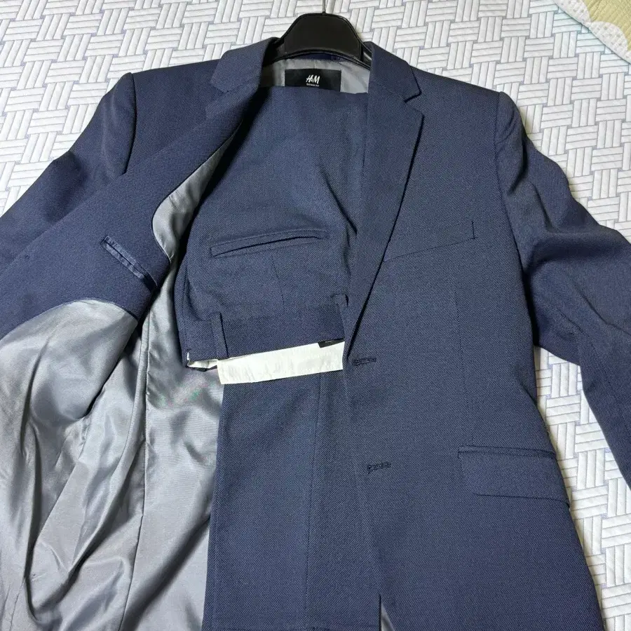 H&M 네이비 핀턱 정장 자켓 바지 세트