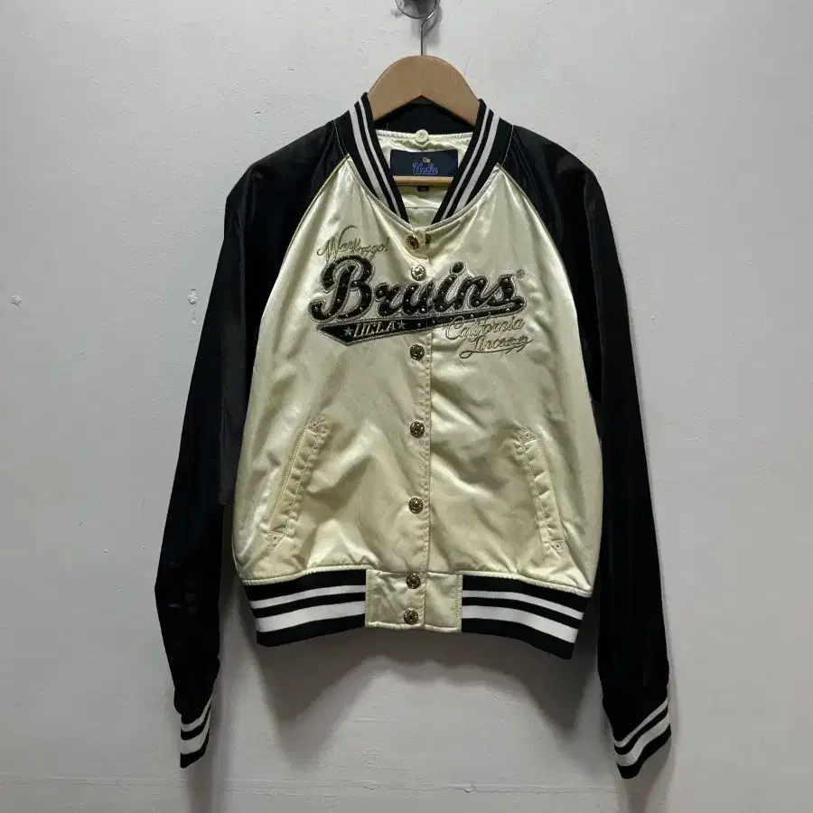 UCLA Bruins 야구 점퍼 여성 S