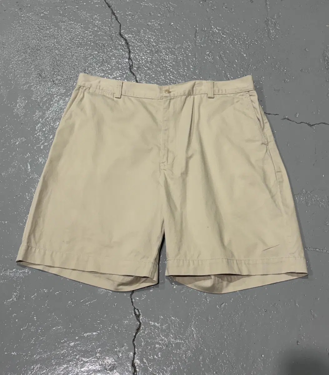 폴로 랄프로렌(PoloRalphLauren) 클래식 치노 숏 팬츠