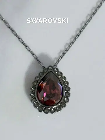 SWAROVSKI 드롭 크리스탈 목걸이