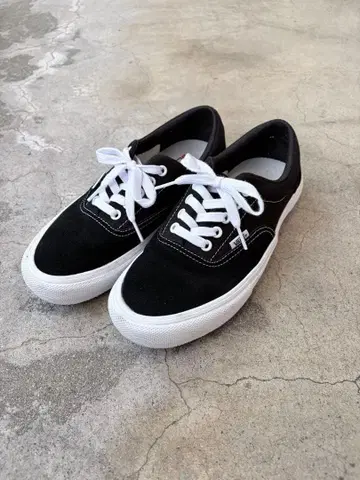 VANS SKATE ERA 25.5cm