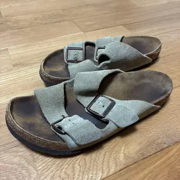 버켄스탁 애리조나 스웨이드 토프 25.0cm 샌들
