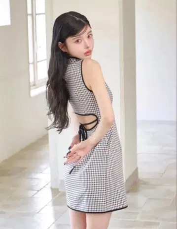 Darich 다리치 허리 오픈 체크 미니 원피스