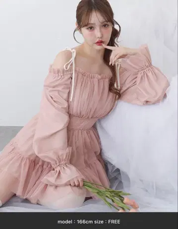 오프숄더 튤 미니 원피스 핑크
