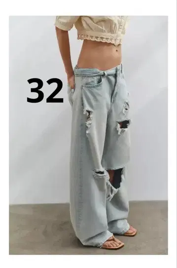완판템 ZARA TRF 데미지 가공 배기 미드 라이즈 데님 팬츠 32