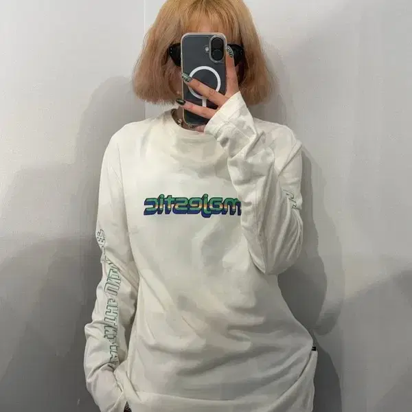 95 마제스틱 그래픽 롱 슬리브 긴팔 티셔츠 아이보리