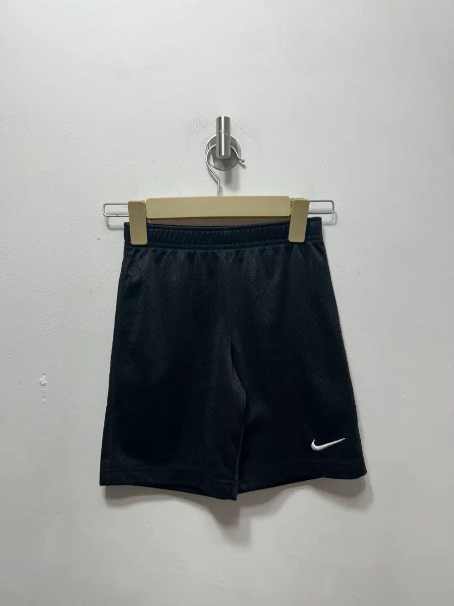 나이키 키즈 반바지 120사이즈