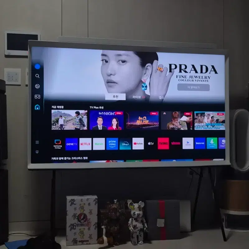 삼성 더세리프 65인치 QLED 스마트TV 팔아요 급매